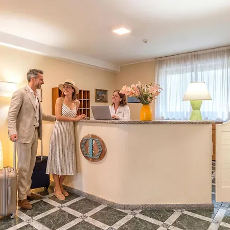 House In A Location * Αλγκέρο