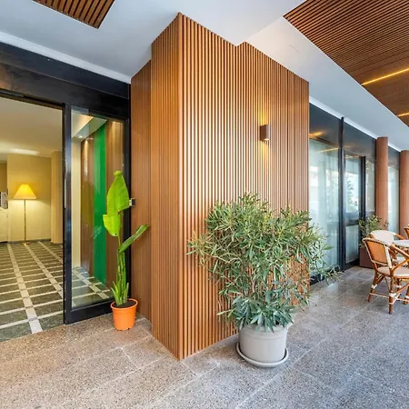 House In A Location Αλγκέρο